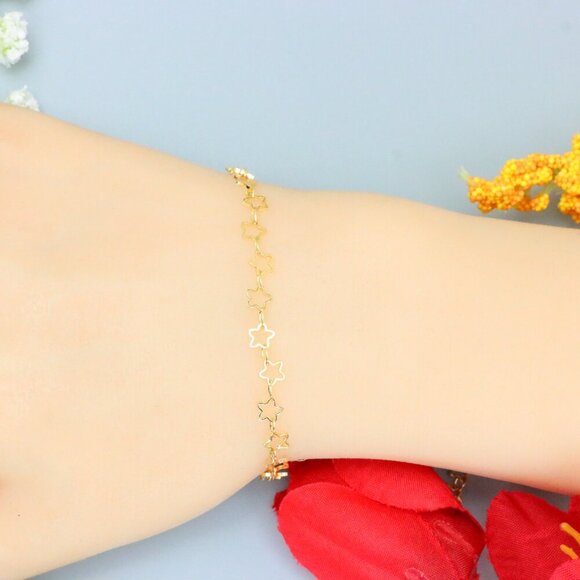 "Elegant & Trendy Bracelet, A Perfect Gift for Women, Thoughtful, EVCH1710 - Picture 4 of 10